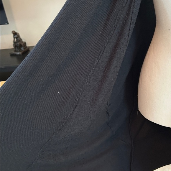 Athleta Black Open Front Cardigan sz Large with pockets and thumb holes. - Picture 6 of 7